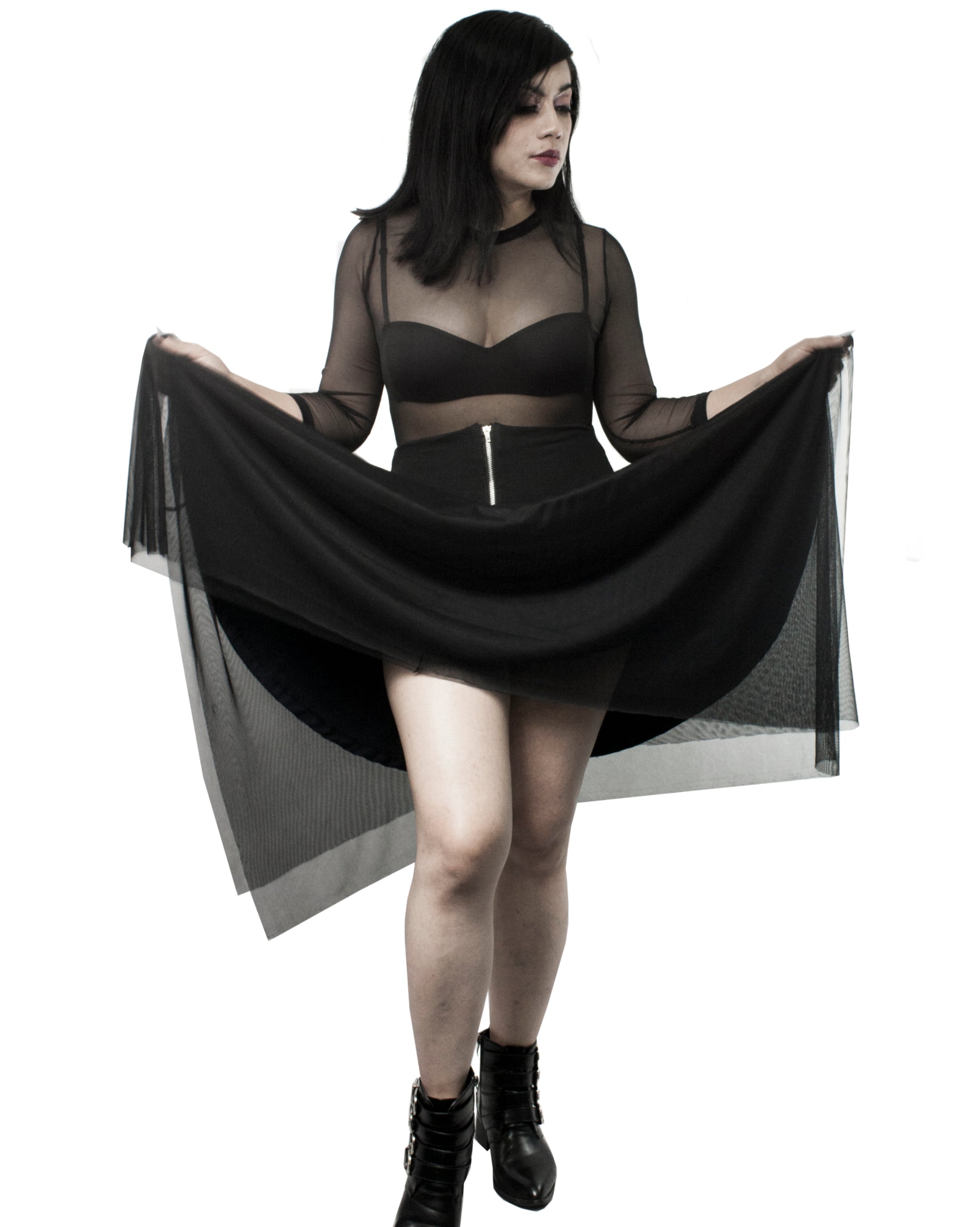 Falda asimetrica bruja transparencia picos negra