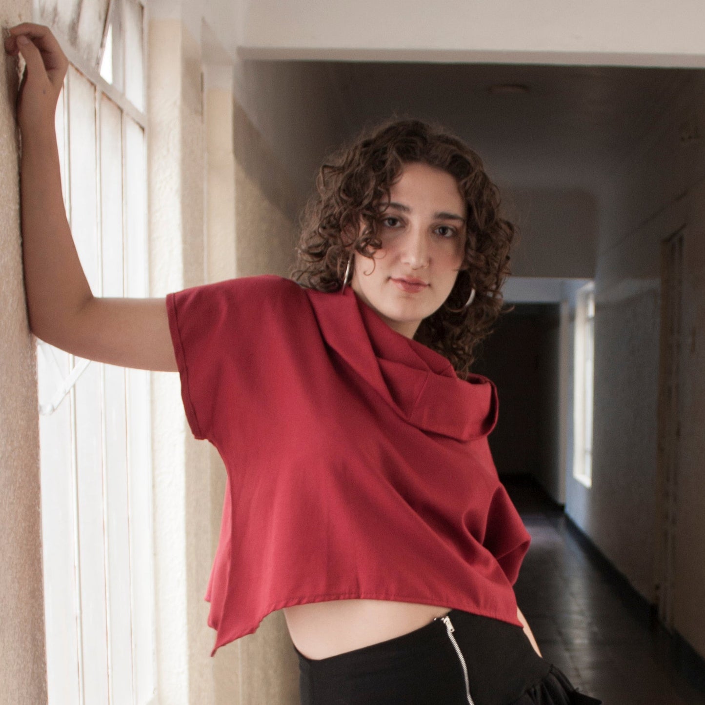 Top Existencia corto