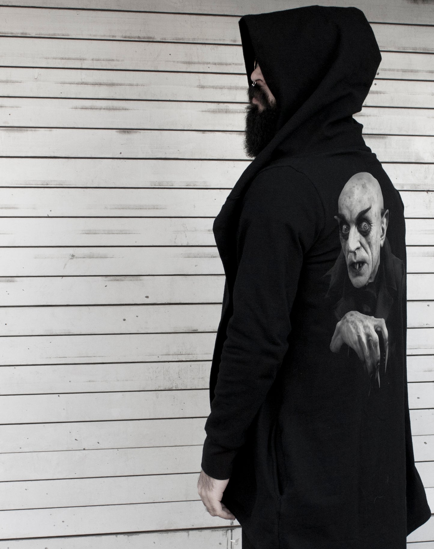 Cardigan Abrigo Nosferatu Terror Horror Pelicua
